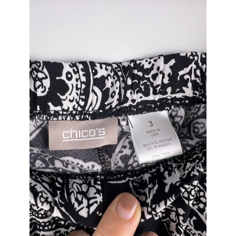 Chico's Size 3 Black White Paisley Pull-On Pants | Made in USA Stretch Comfort T - Picture 3 of 5